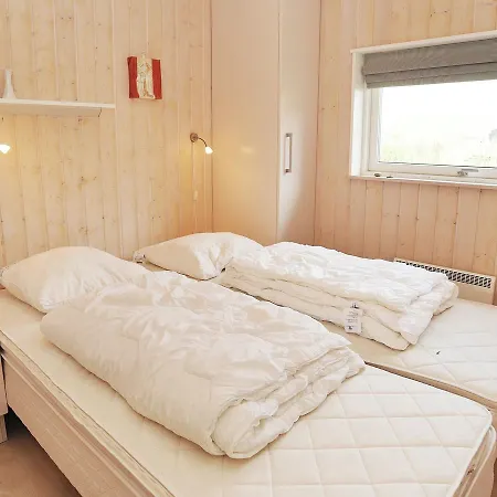 Holiday Klintegardsvej Holiday home *